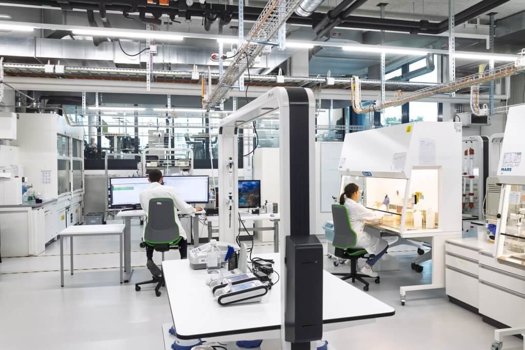 Workflow at the evitria lab in Zurich