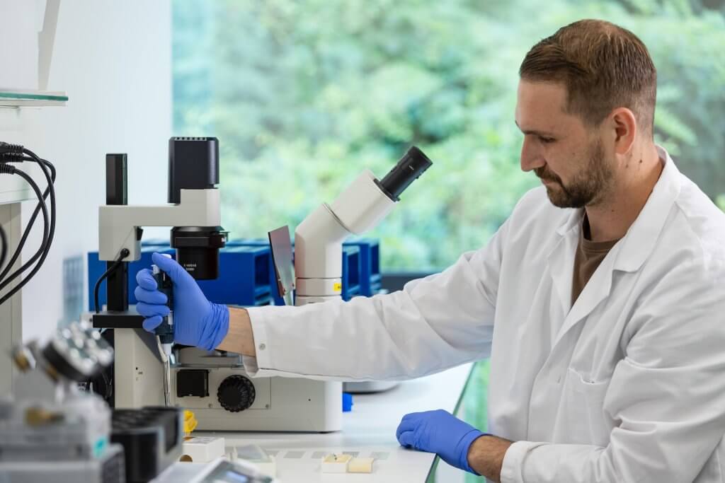 Antibody production service at evitria laboratory in Zurich