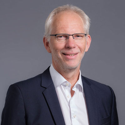 Dr. Stefan Schmidt new CEO of evitria
